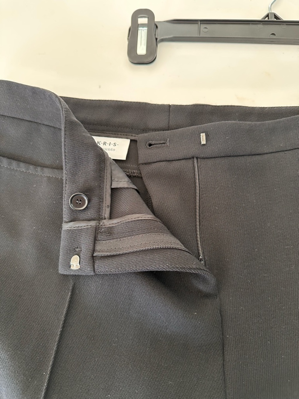 NWT $495 Akris Punto Black “Francesca” Stretch Wool Blend Trousers Pintuck US 12 - Picture 6 of 9